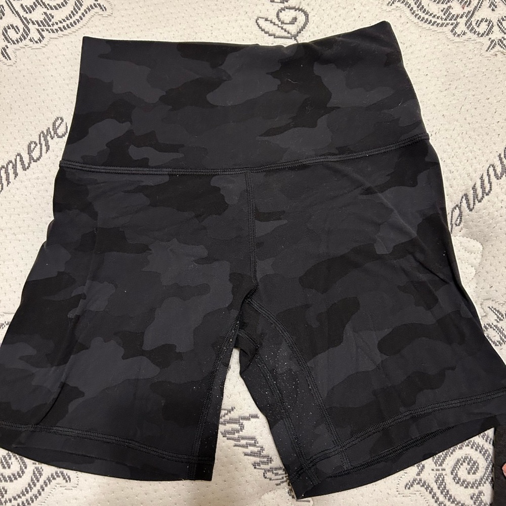Lululemon Align Camo shorts